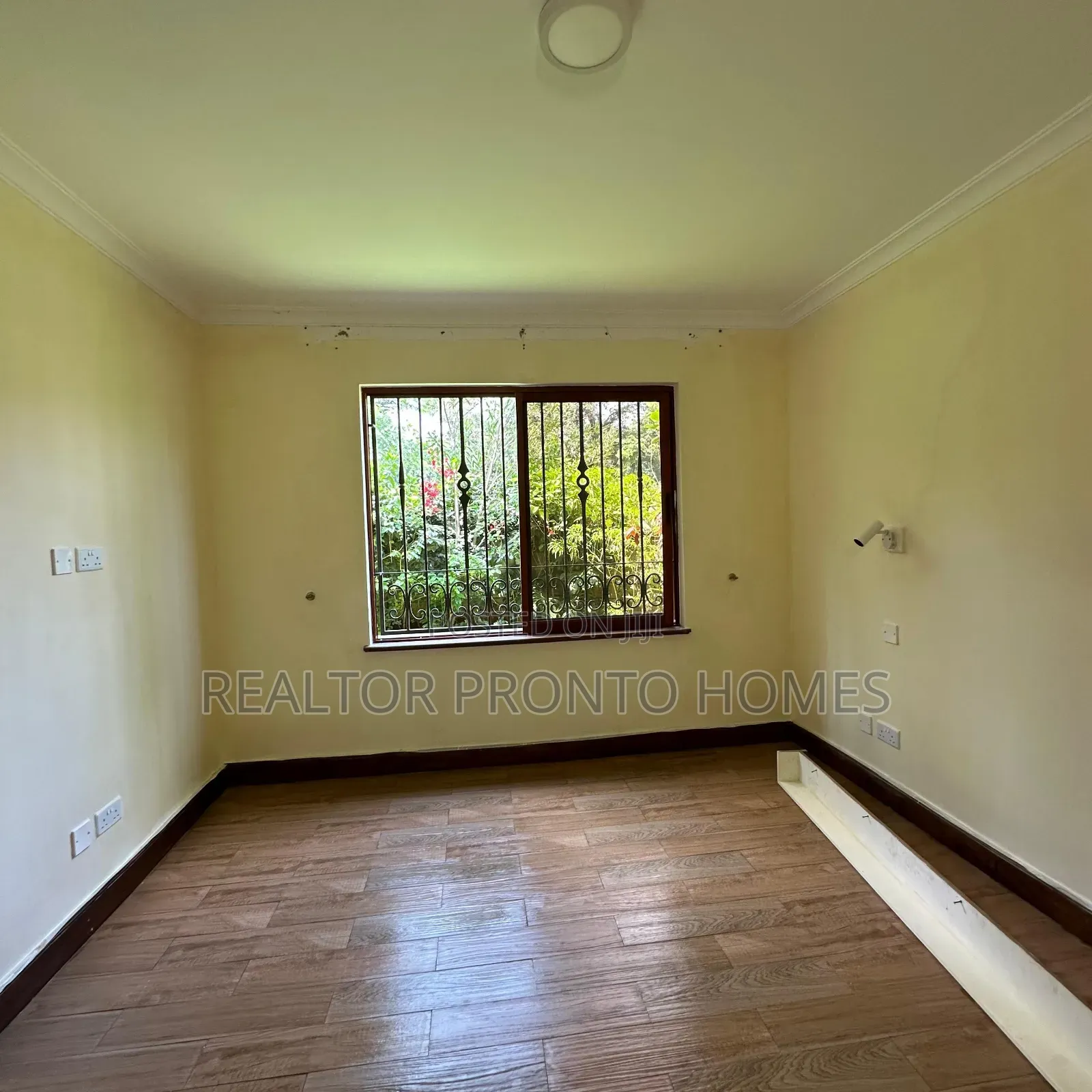 5bdrm Villa in Westlands, Spring Valley for sale
