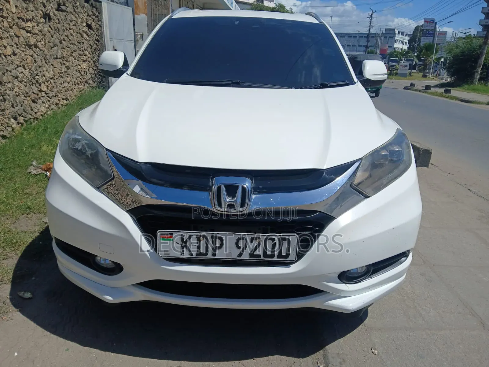 Honda Vezel 1.5 Hybrid 2WD 2018 White