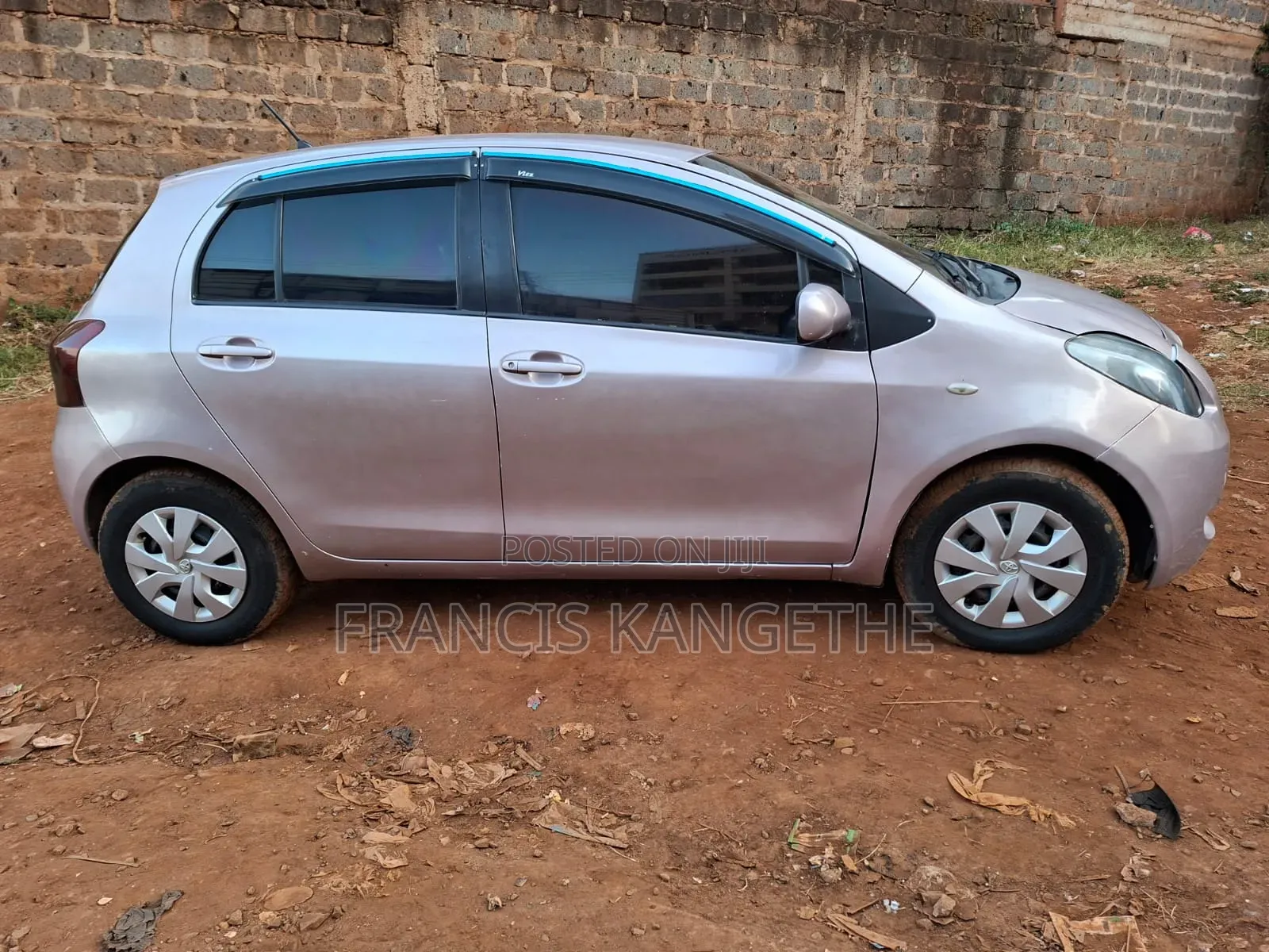 Toyota Vitz 2006 Gold