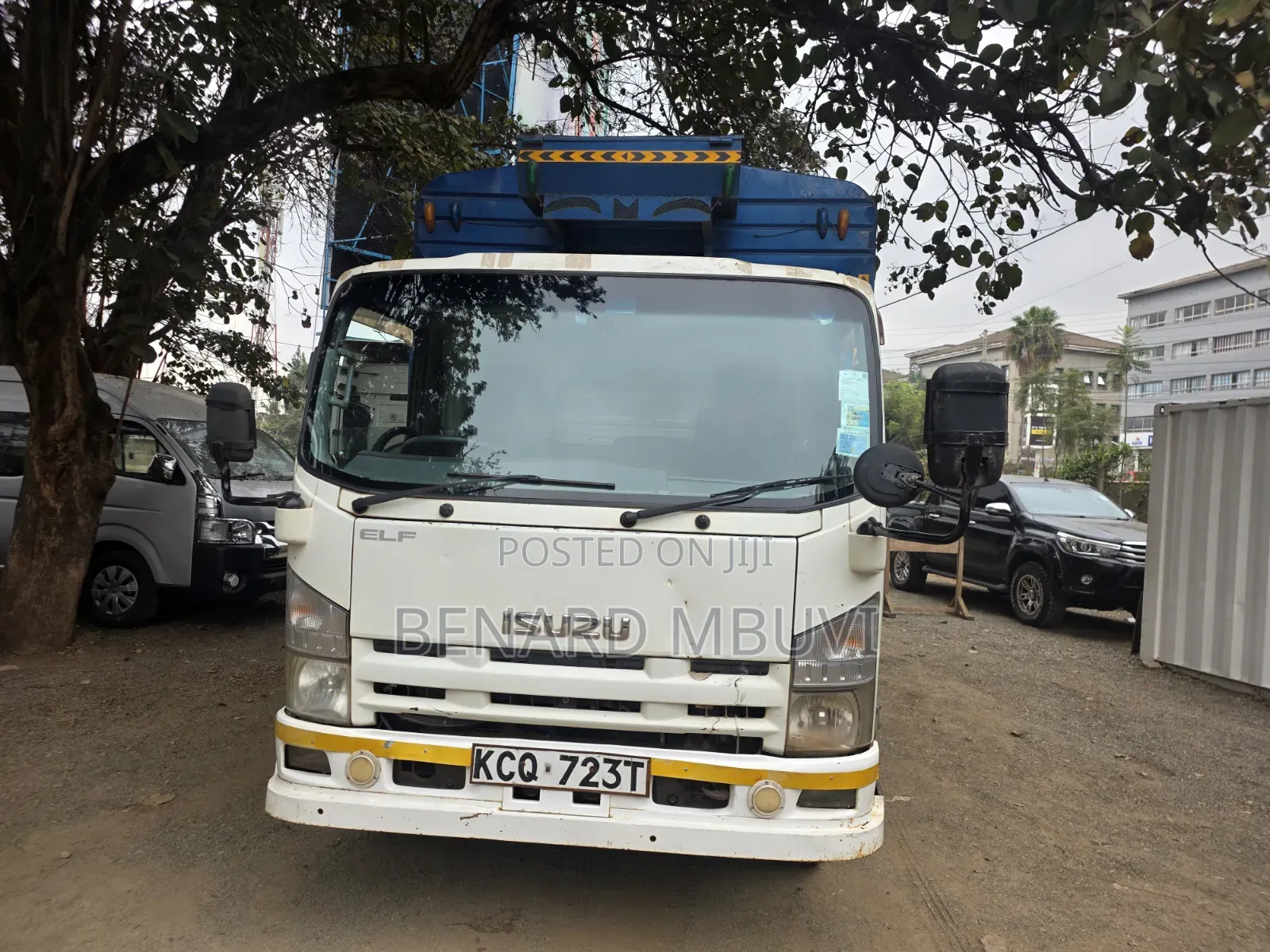 Isuzu Elf 2014 White