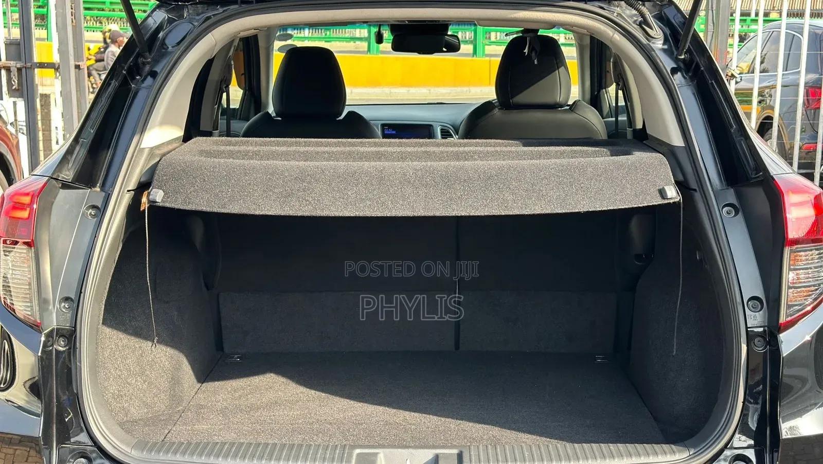 Honda Vezel 1.5 Hybrid 2WD 2020 Black