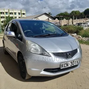 Honda Fit 2010 Silver