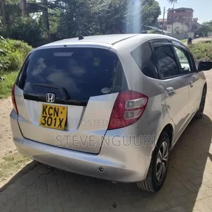 Honda Fit 2010 Silver