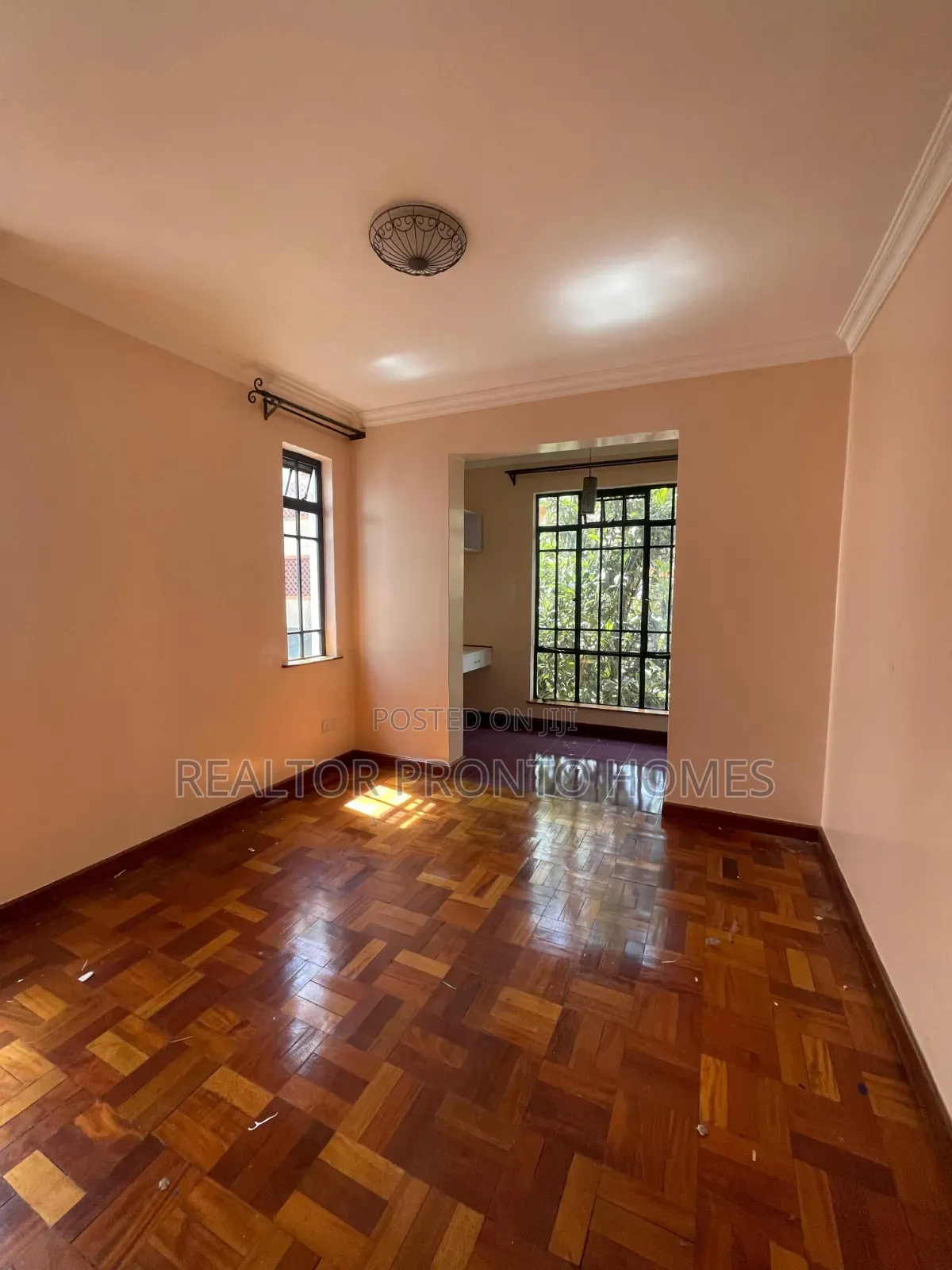 4bdrm Townhouse / Terrace in Lavington, Valley Arcade for rent