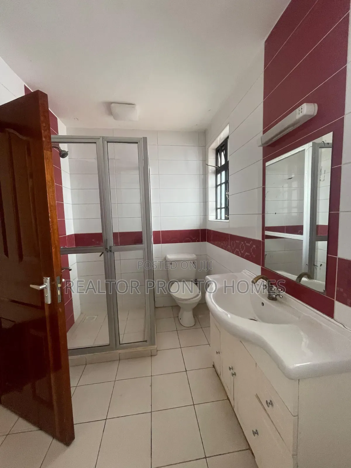 4bdrm Townhouse / Terrace in Lavington, Valley Arcade for rent