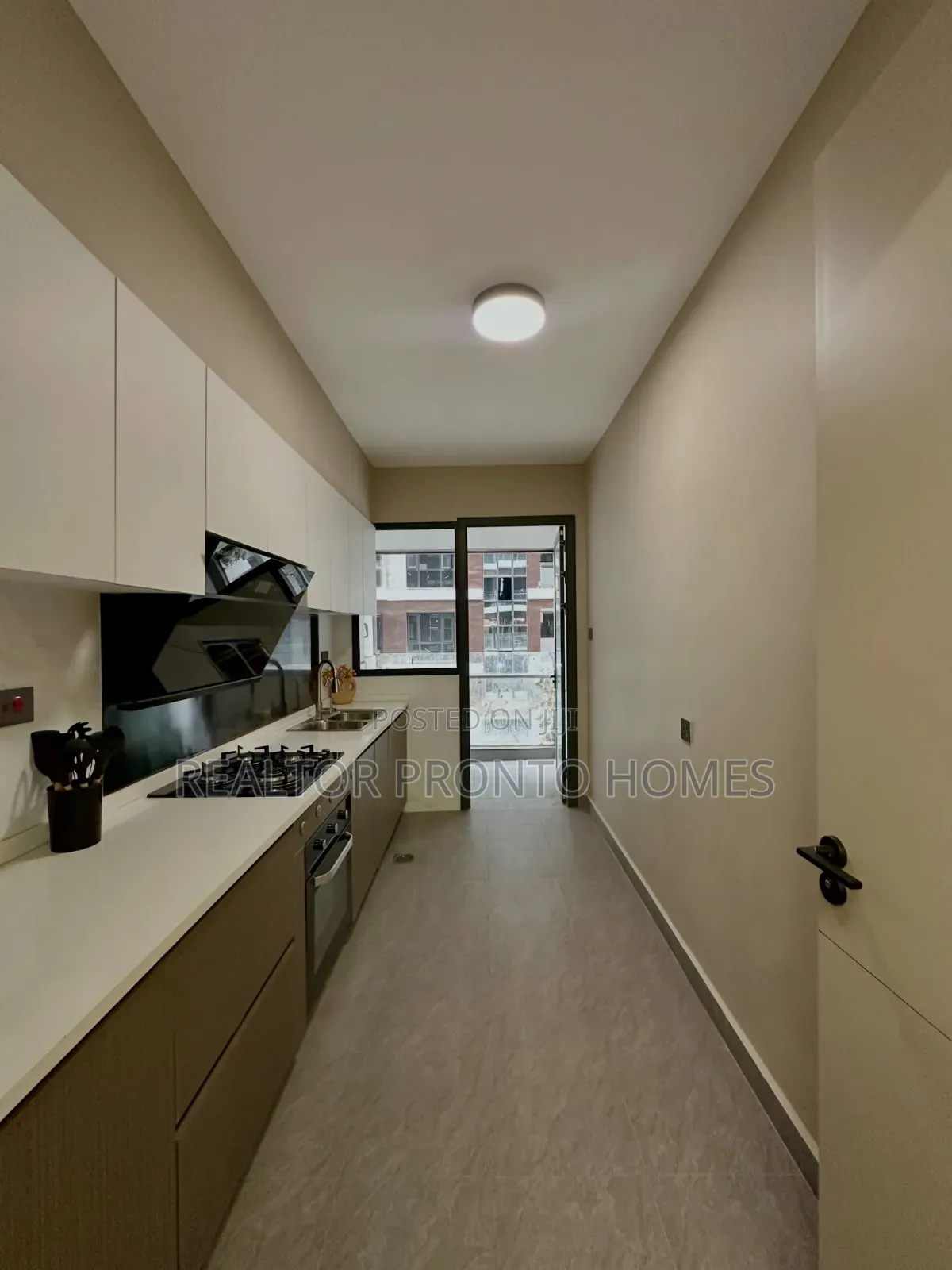 2bdrm Apartment in Yaya Center, Hurlingham for sale