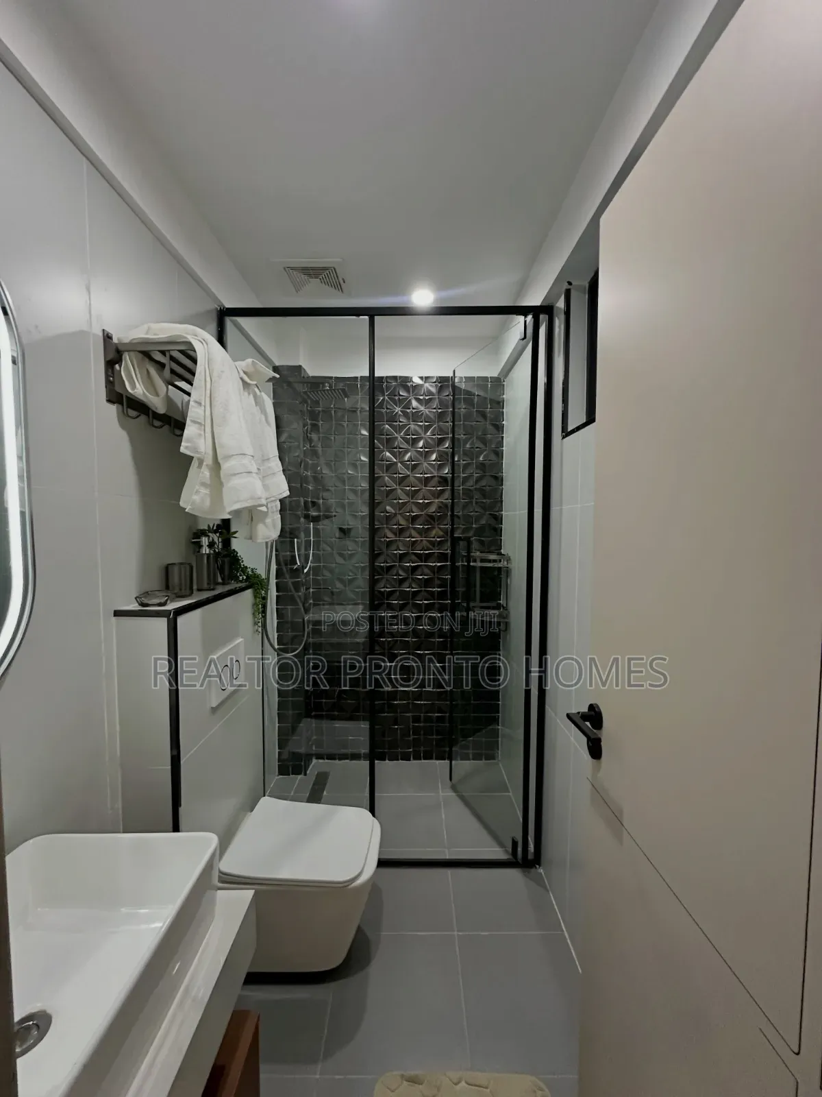 2bdrm Apartment in Yaya Center, Hurlingham for sale