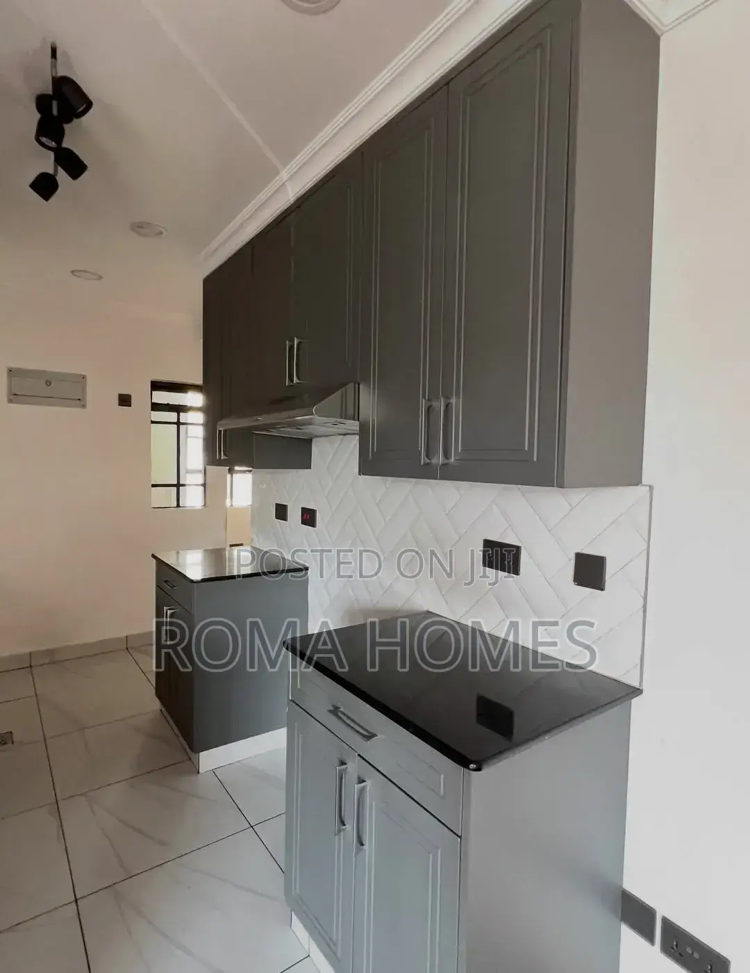 3bdrm Apartment in James Gichuru, Nairobi Central for rent
