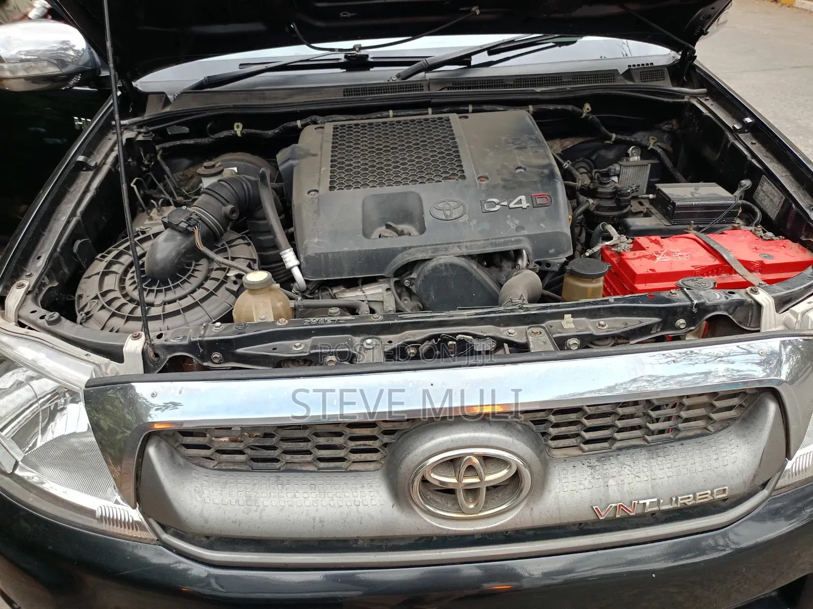 Toyota Hilux 2012 Gray
