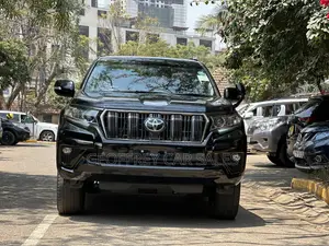 Toyota Land Cruiser Prado 2.7 2021 Black
