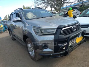 Toyota Hilux Revo Double Cab Deisel 2.8 RWD 2016 Gray
