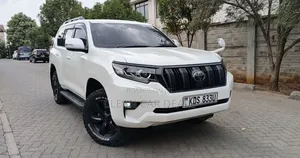 Toyota Land Cruiser Prado 2017 White