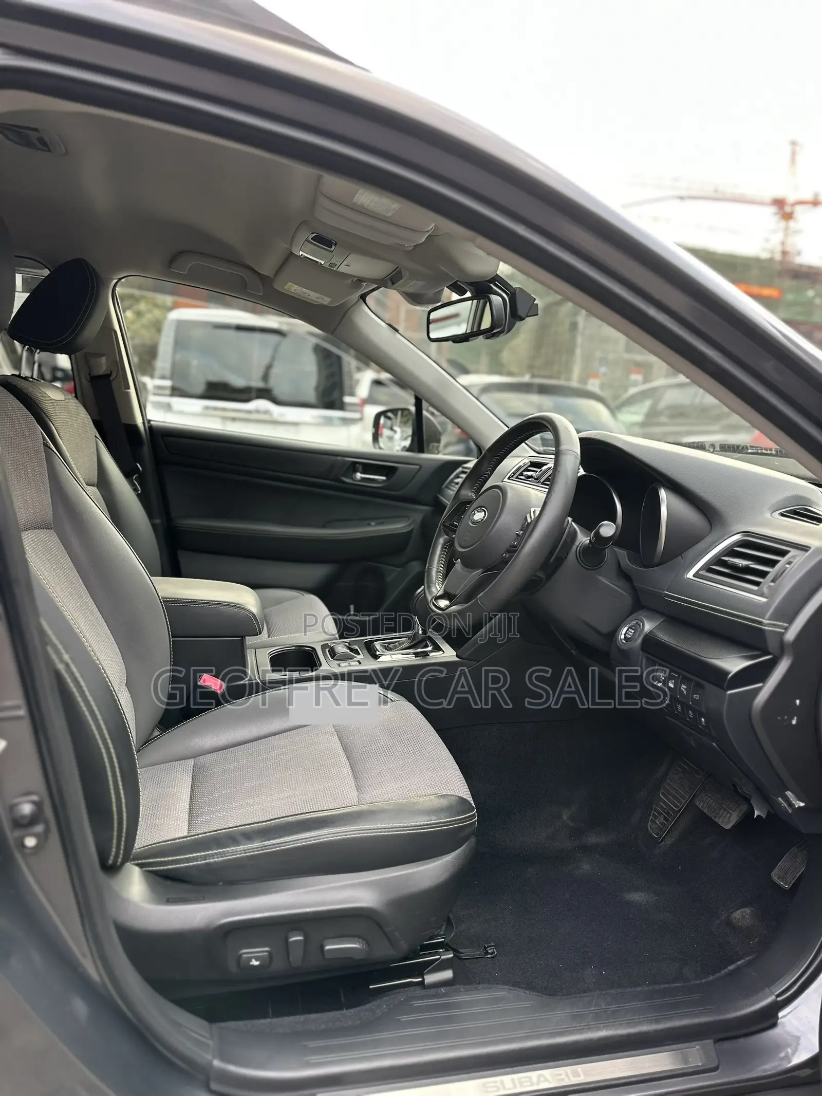 Subaru Outback 2.5i Touring AWD 2019 Gray