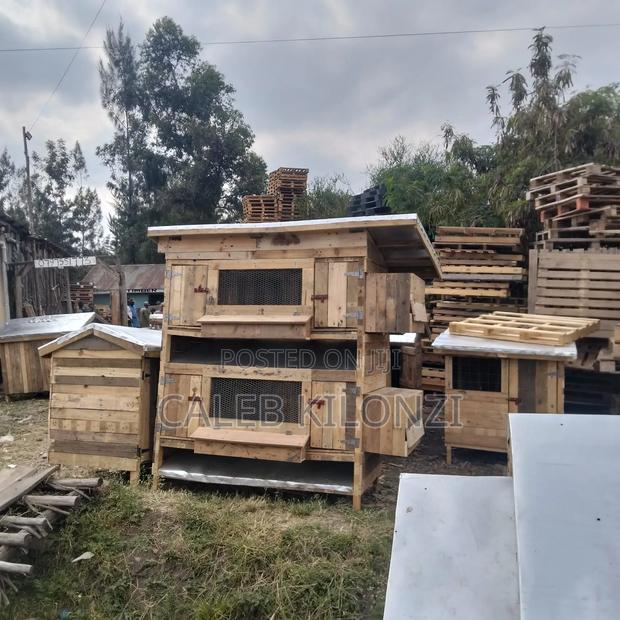 Tier /Double Decker Chicken Coop - thumbnail 2