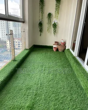 Multi-Tone Natural Looking Green Turf Carpet