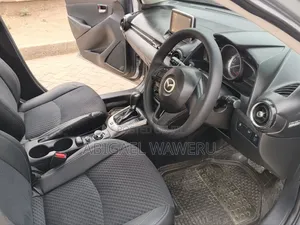 Mazda Demio 2015