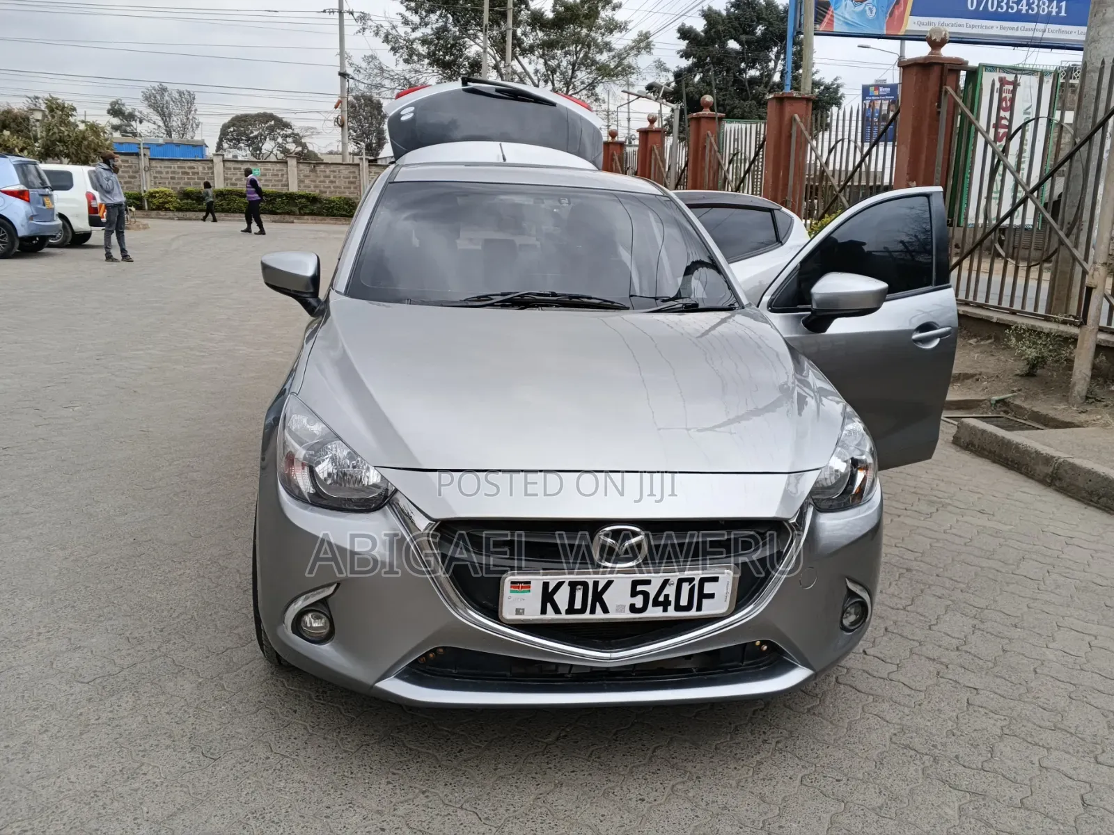 Mazda Demio 2015