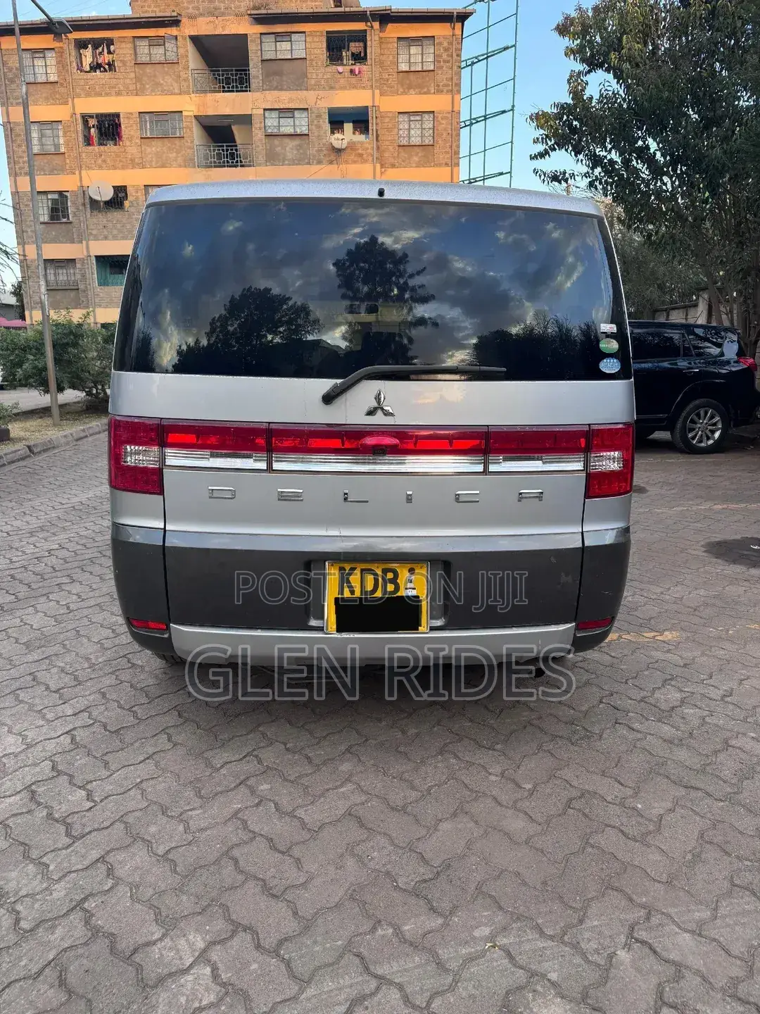 Mitsubishi Delica D:5 2013 Silver