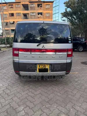 Mitsubishi Delica D:5 2013 Silver