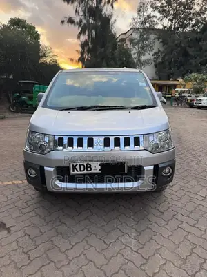 Mitsubishi Delica D:5 2013 Silver
