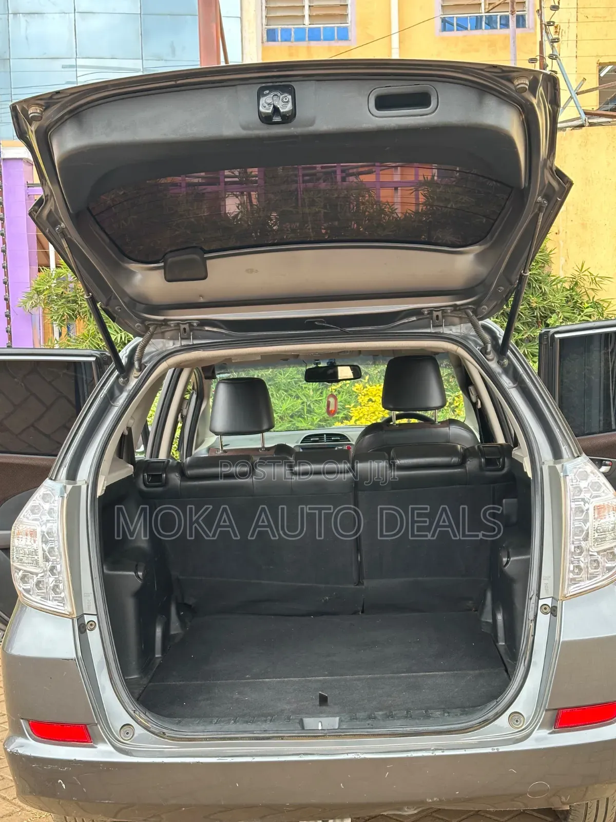 Honda Fit Shuttle 1.3 Hybrid 2WD 2012 Gray