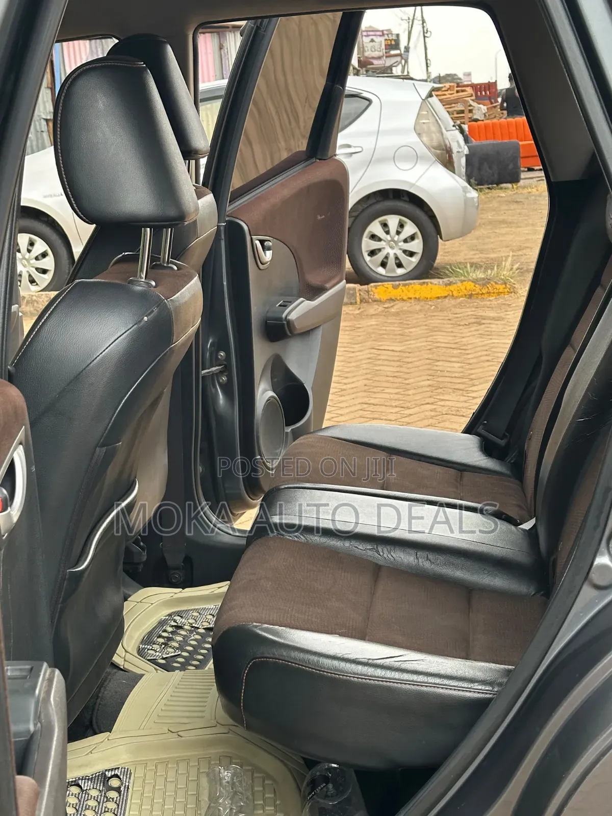 Honda Fit Shuttle 1.3 Hybrid 2WD 2012 Gray
