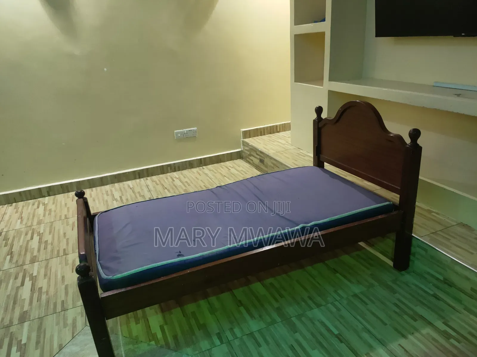 Mahogany Baby Bed