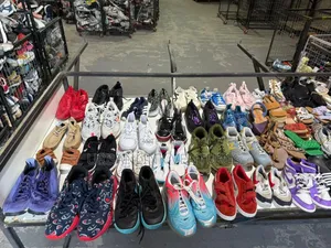 MIX Shoes Bale