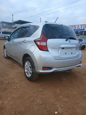 Nissan Note 1.2 Hybrid 2019 Silver