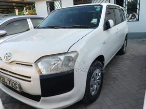 Toyota Probox 1.3 DX Comfort 2WD 2016 White