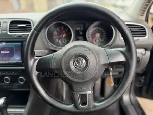 Volkswagen Golf 2012 Black