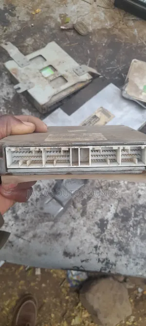 Toyota Noah Engine ECU