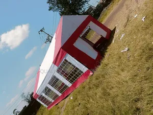 Quality 100-Seater Flat Roof Tent for Sale