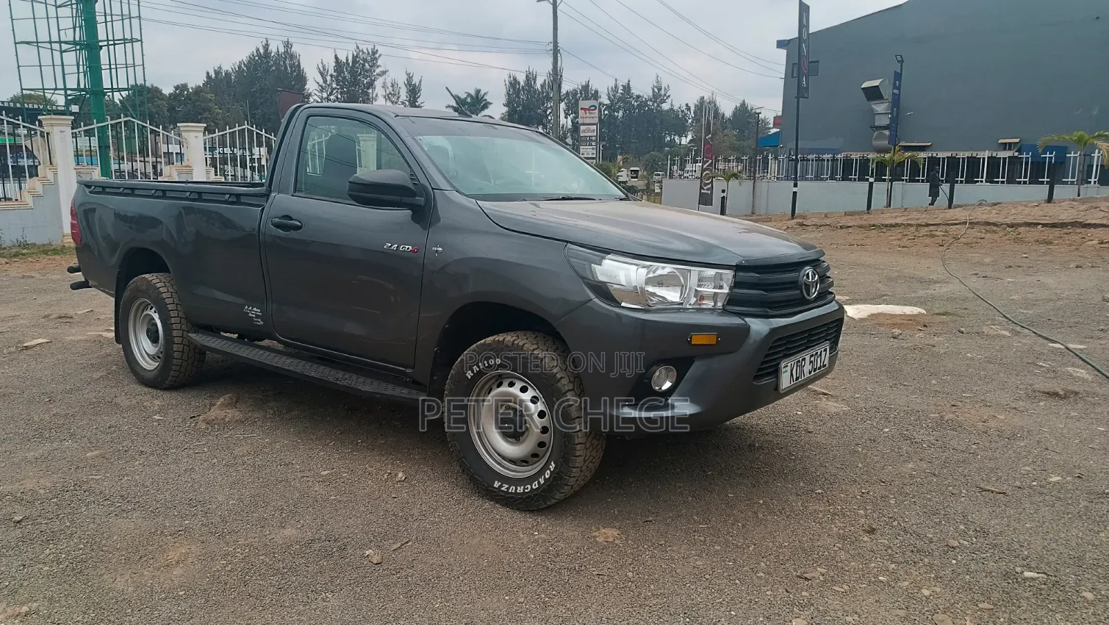 Toyota Hilux 2024 Gray