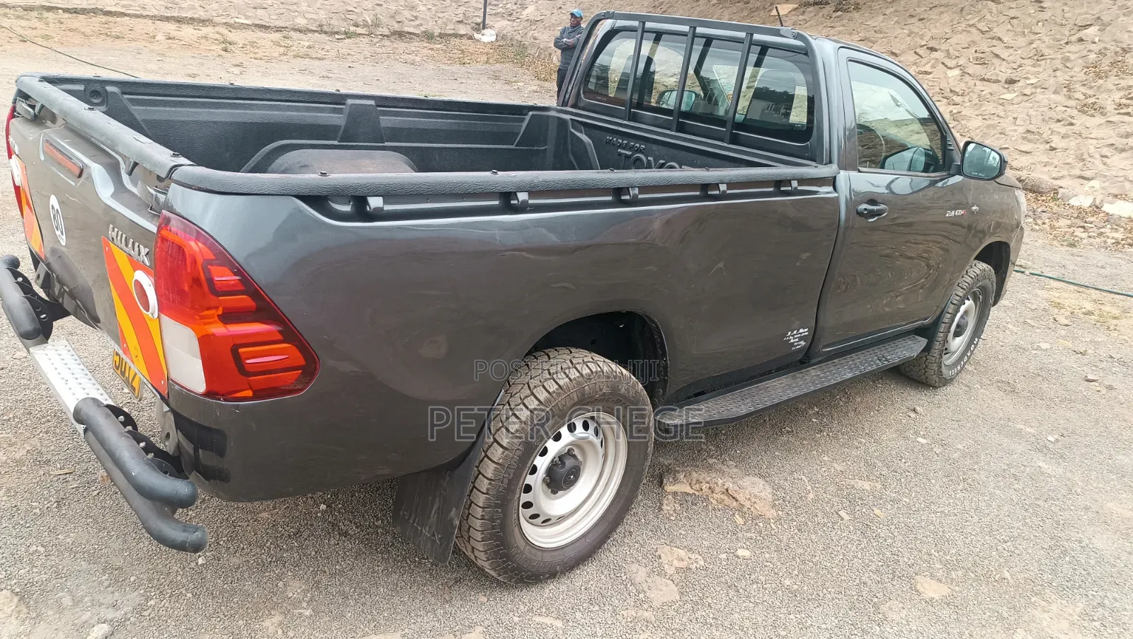 Toyota Hilux 2024 Gray