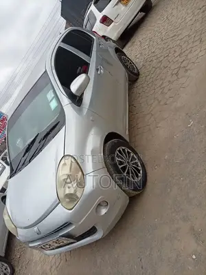 Toyota Passo 1.0 FWD 2012 Beige