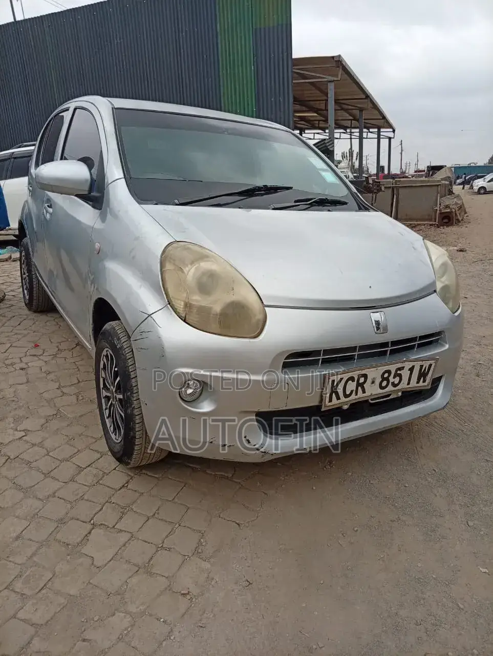 Toyota Passo 1.0 FWD 2012 Beige