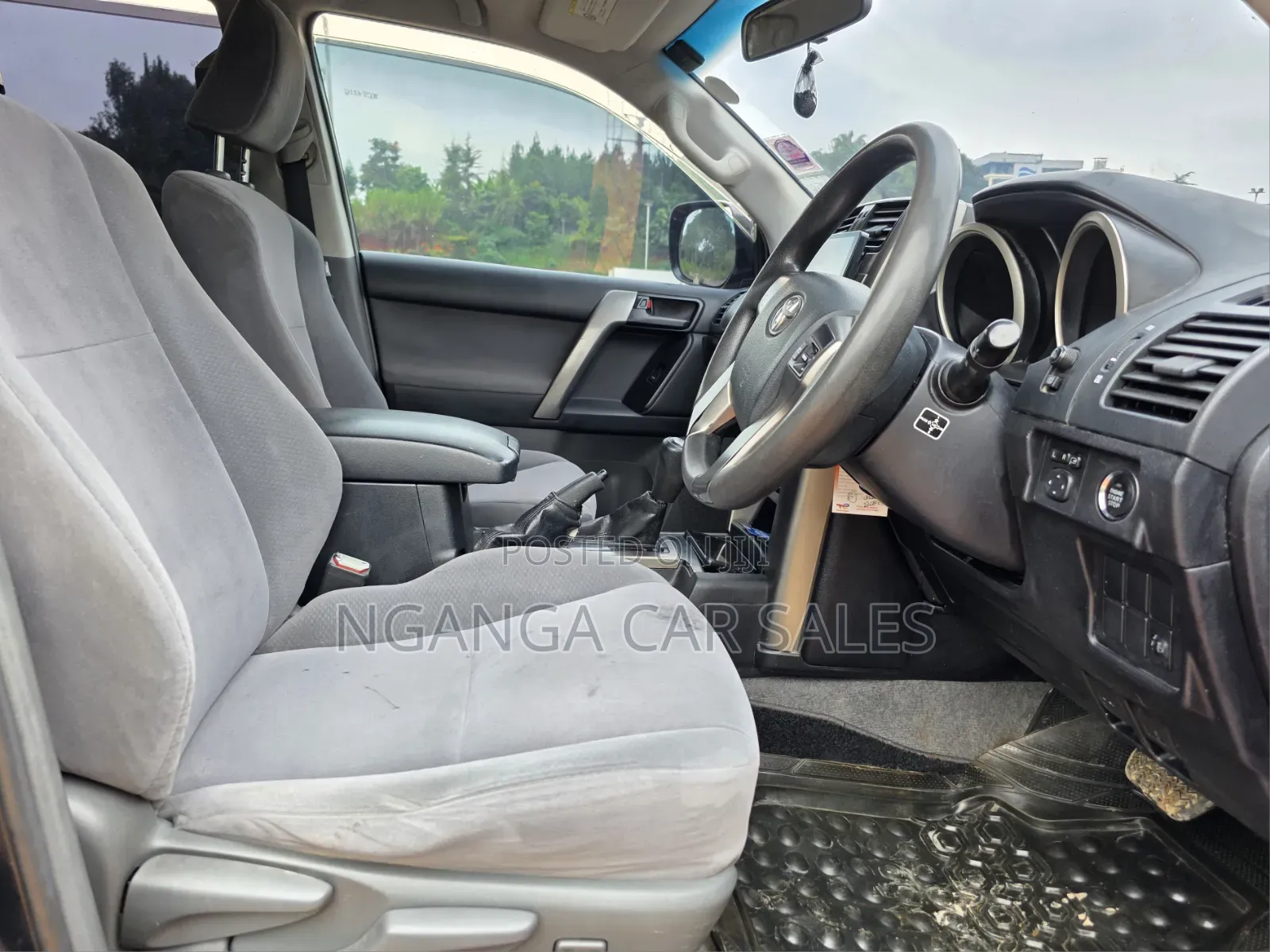 Toyota Land Cruiser Prado 2012 Black
