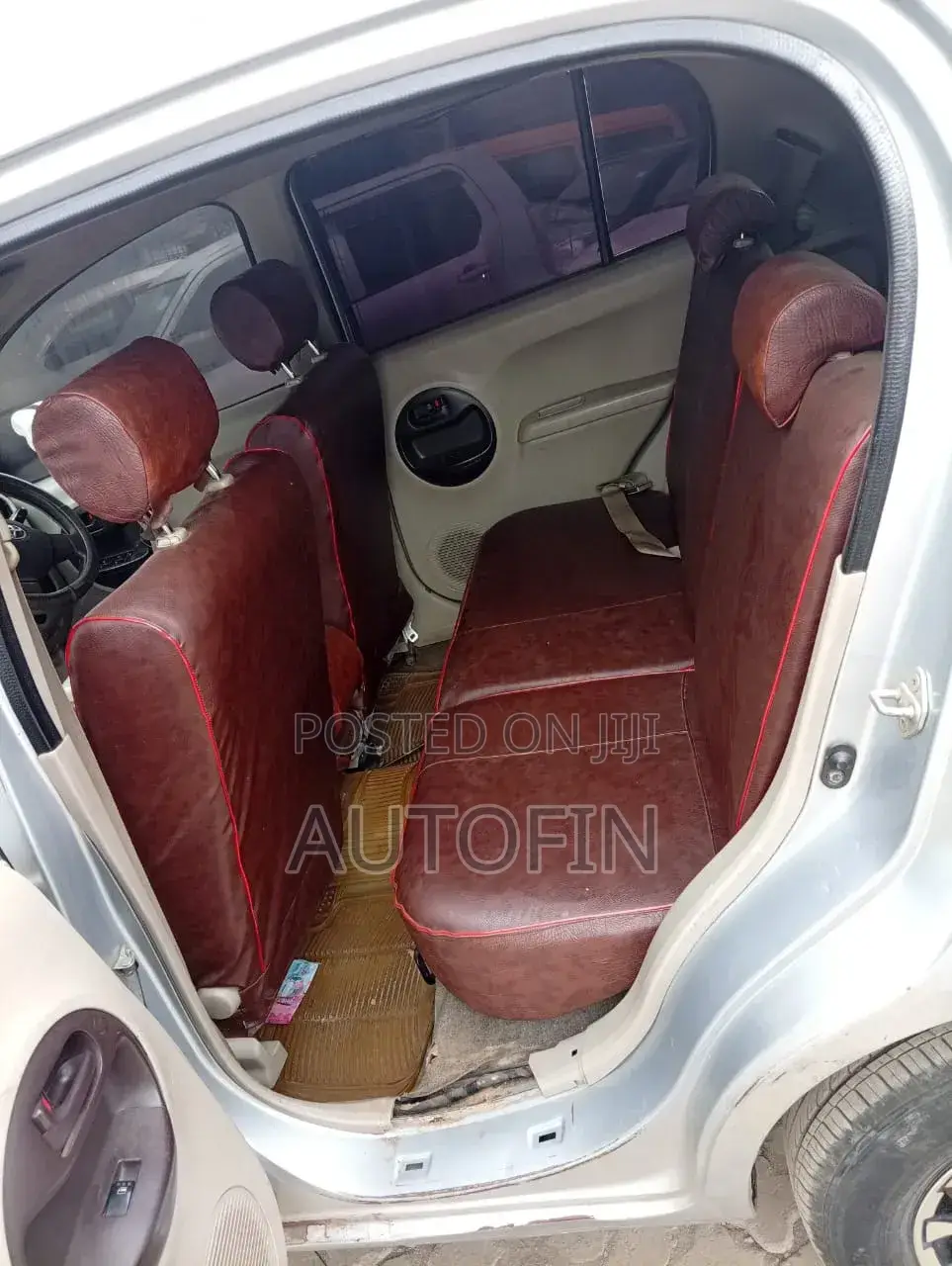 Toyota Passo 1.0 FWD 2012 Beige