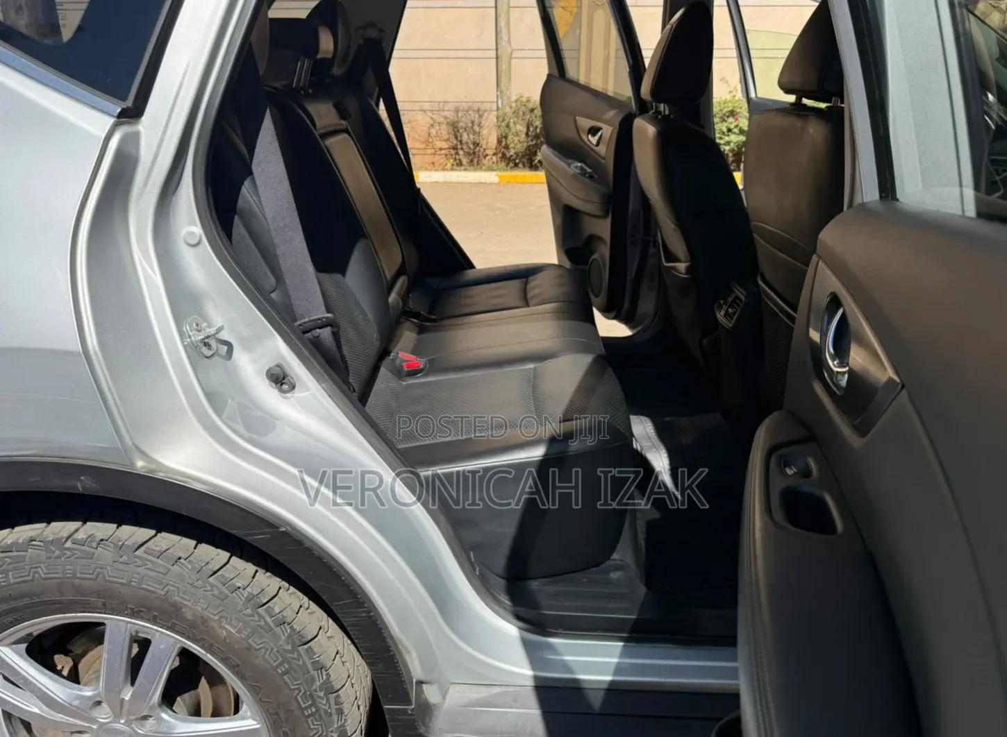 Nissan X-Trail 2015 Silver