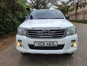 Toyota Hilux 2014