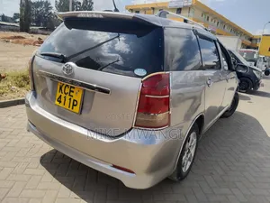 Toyota Wish 2010 Gray