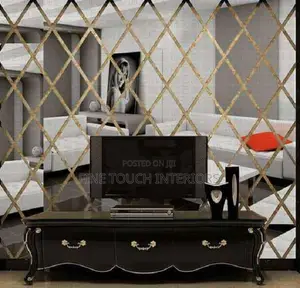 High-Quality Diamond Acrylic Wall Mirror
