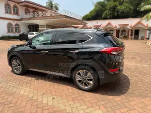 Hyundai Tucson 2017 Black