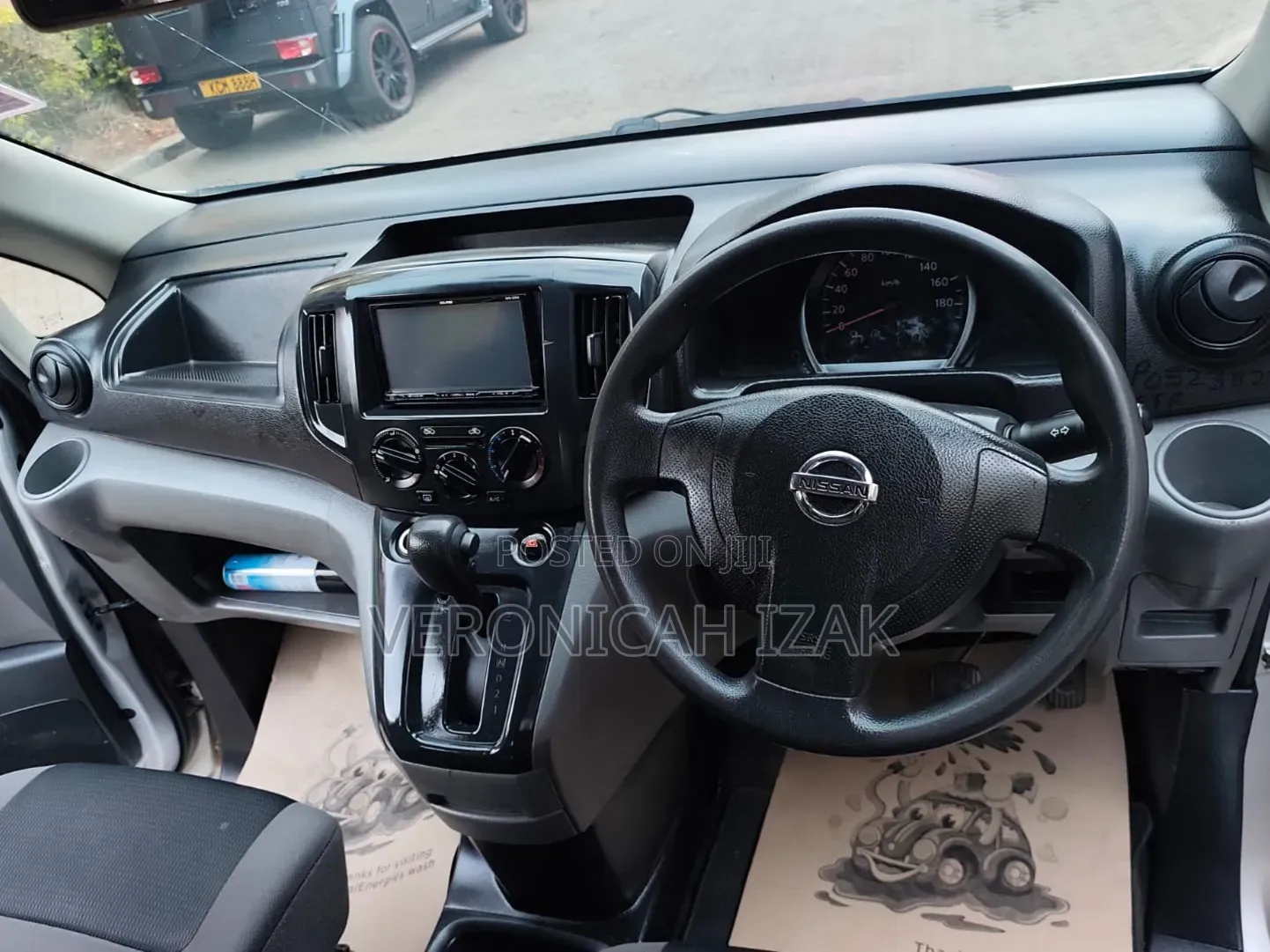 Nissan NV350 2015 Silver
