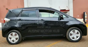 Toyota Ractis 1.5 FWD 2012 Black