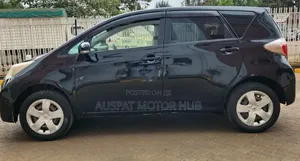 Toyota Ractis 1.5 FWD 2012 Black