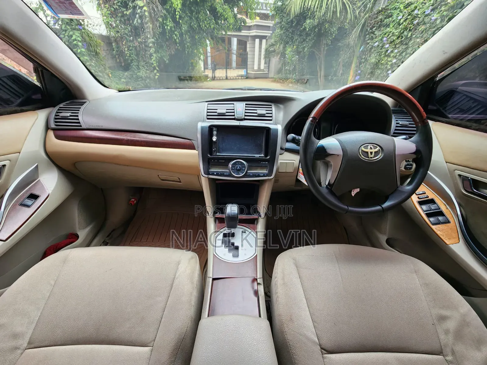 Toyota Premio 2011 Burgundy