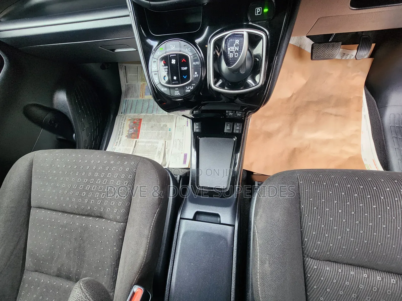 Toyota Noah 2.0 AWD (7 Seater) 2020 White