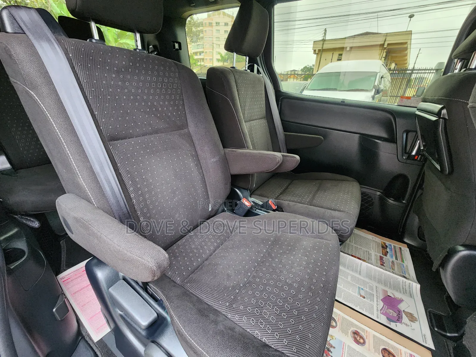 Toyota Noah 2.0 AWD (7 Seater) 2020 White
